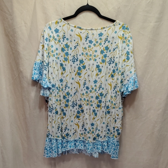 Floral Blue and White Women's Top - Picture 3 of 3